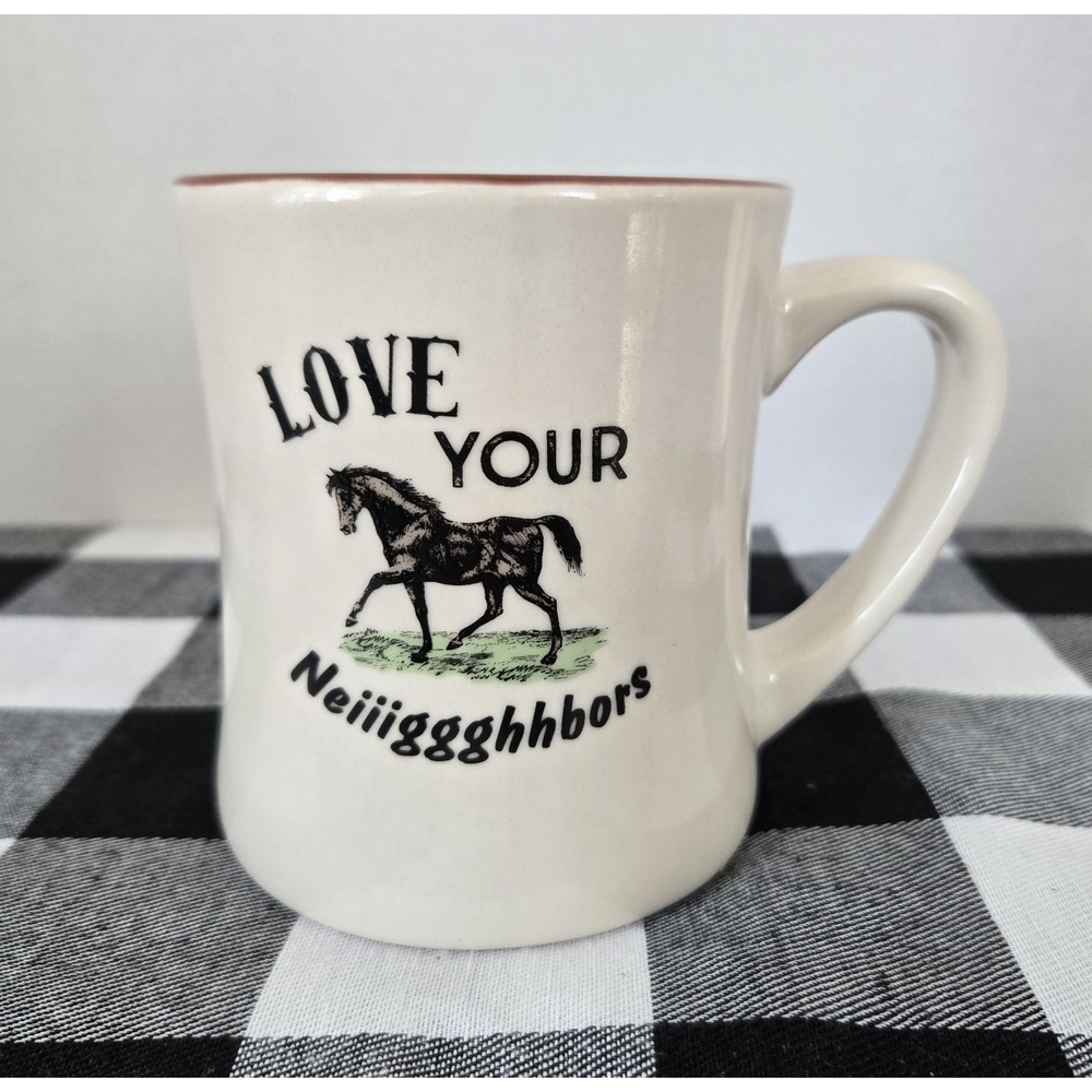 Papel "Love Your Neeiigghhbors" Horse Lover Drinking Mug Cute Gift